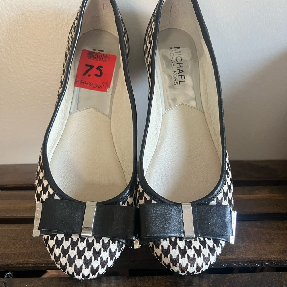 Michael Kors houndstooth ballet flat